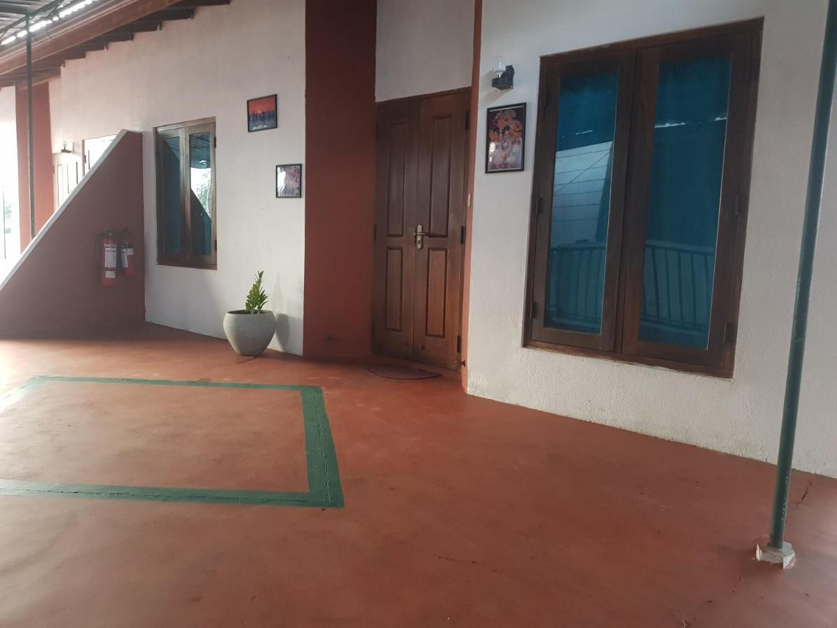 Budget House Weligama Ngoại thất bức ảnh